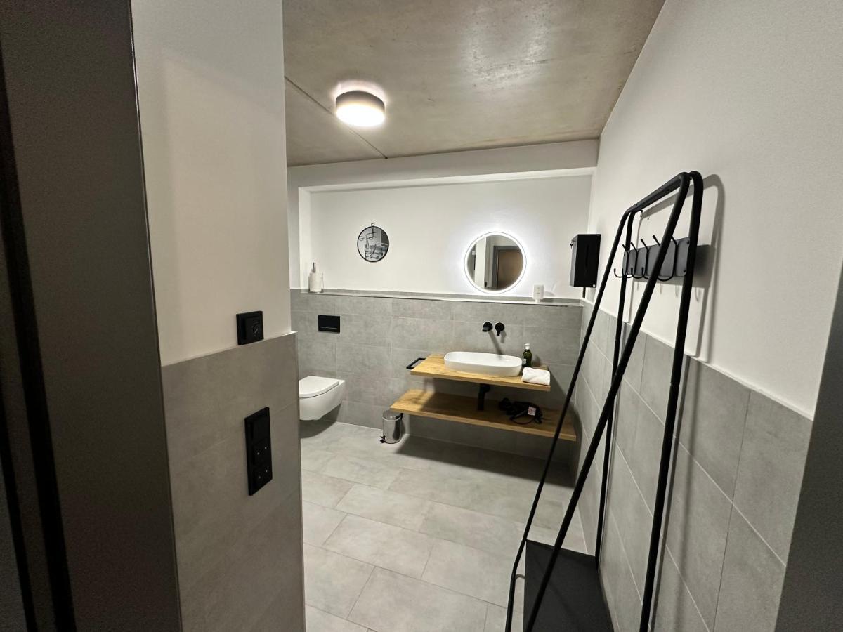 Luxurioeses Apartment Direkt Am Kanal 125 M² - Youpartments Münster Kültér fotó